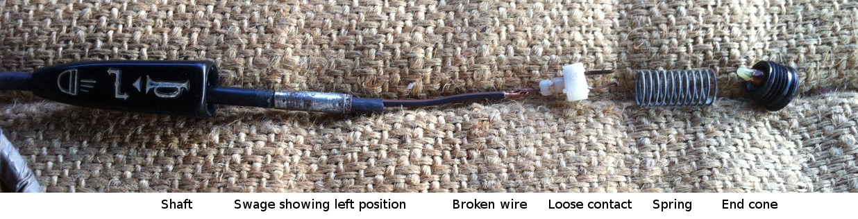 landrover/horn/Series 3 horn button1.jpg